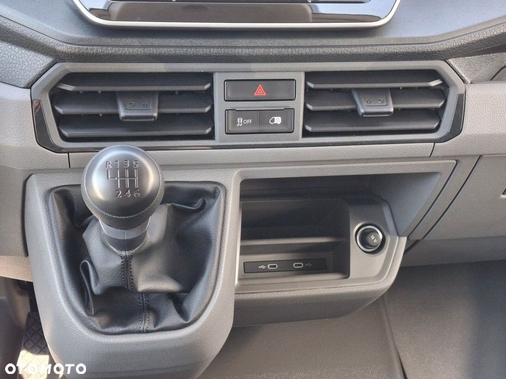 Volkswagen Crafter - 25