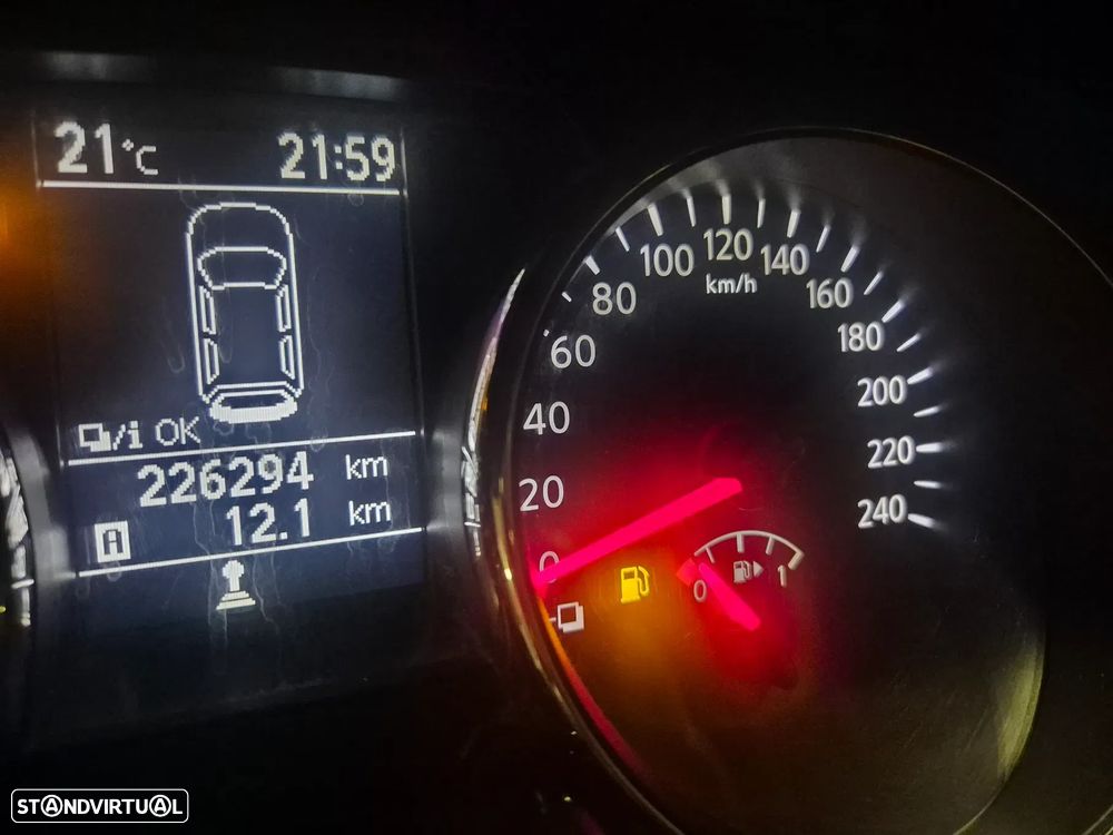 Nissan Qashqai +2 1.5 dCi Tekna Premium 17 - 24