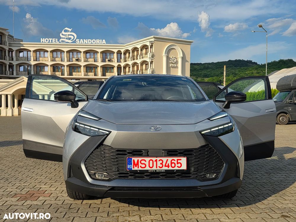 Toyota C-HR 2.0 HEV 197 CP 4x2 CVT Dynamic - 14