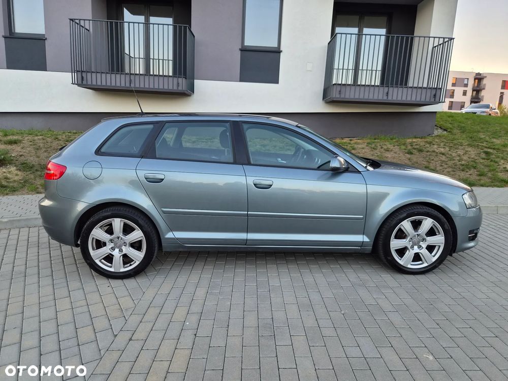 Audi A3 Sportback - 5