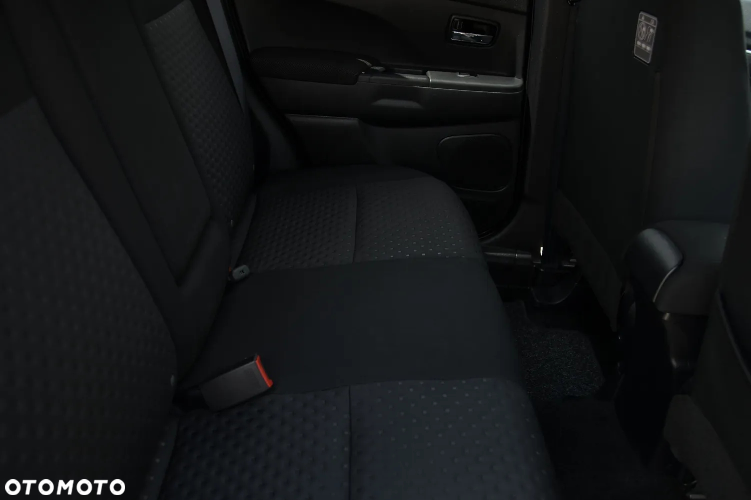 Mitsubishi ASX - 19
