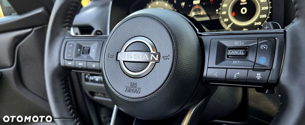 Nissan Qashqai 1.3 DIG-T MHEV Xtronic N-Connecta - 25