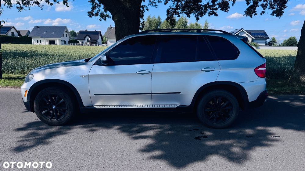 BMW X5 4.8i xDrive - 26