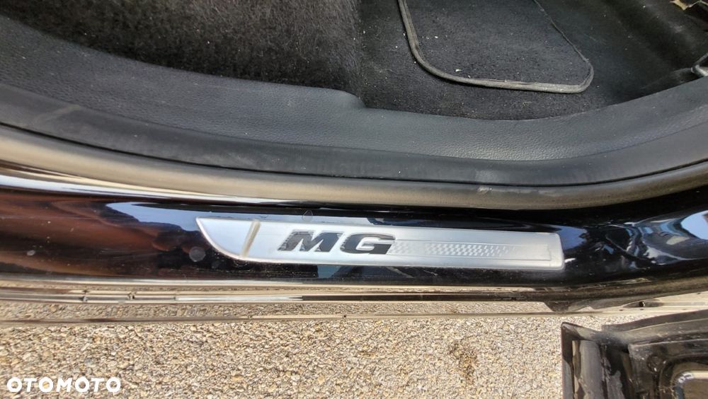 MG HS 1.5 T-GDI Exclusive DCT - 29