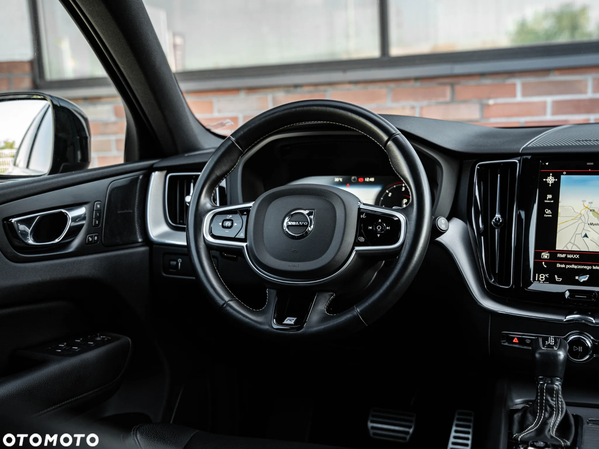 Volvo XC 60 D4 Geartronic RDesign - 31