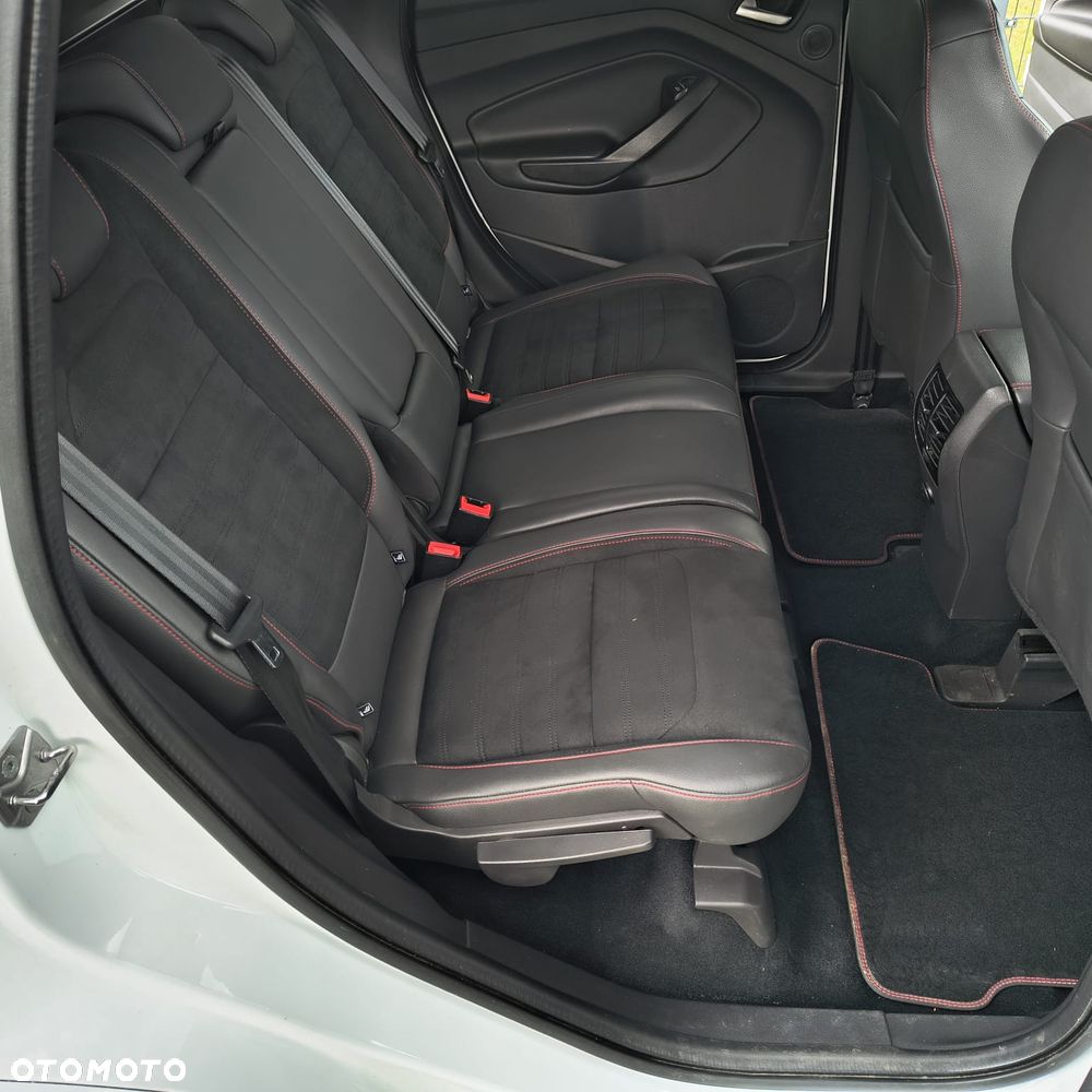 Ford Kuga 2.0 TDCi AWD ST-Line - 19