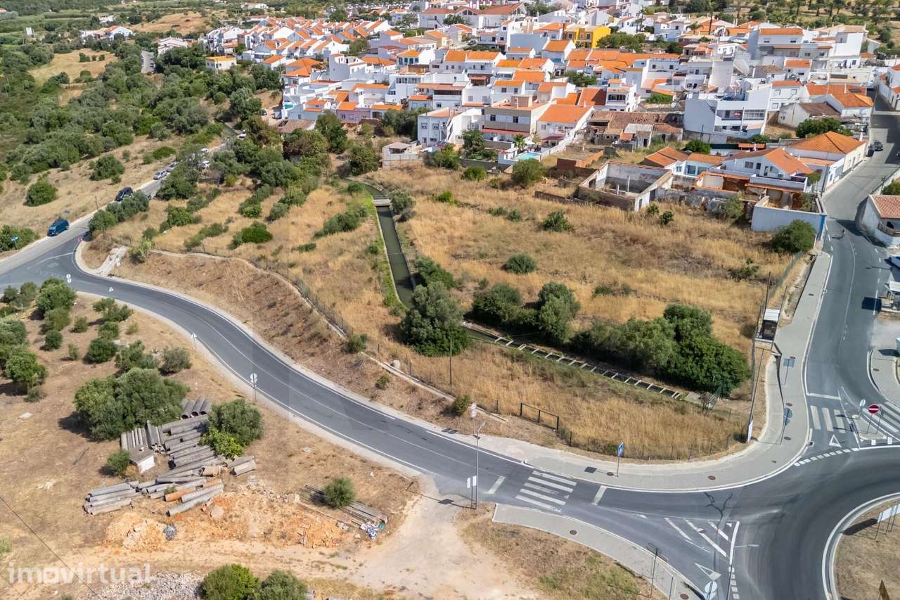 Viabilidade para construção 26 Moradias em Zona de Expansão Urbana na - Grande imagem: 3/30