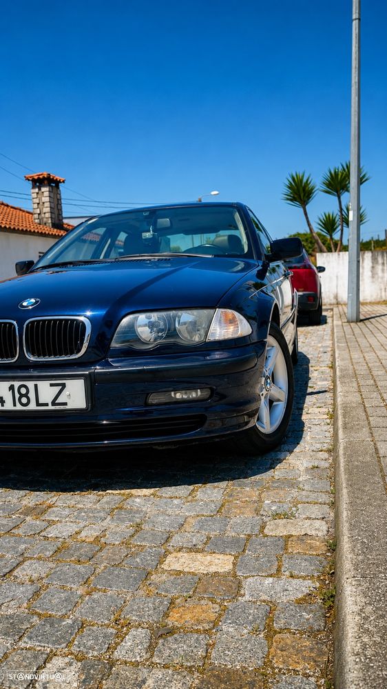BMW 320 d - 10
