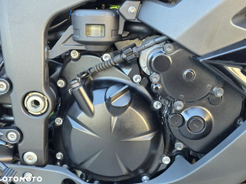 Kawasaki ZX - 14