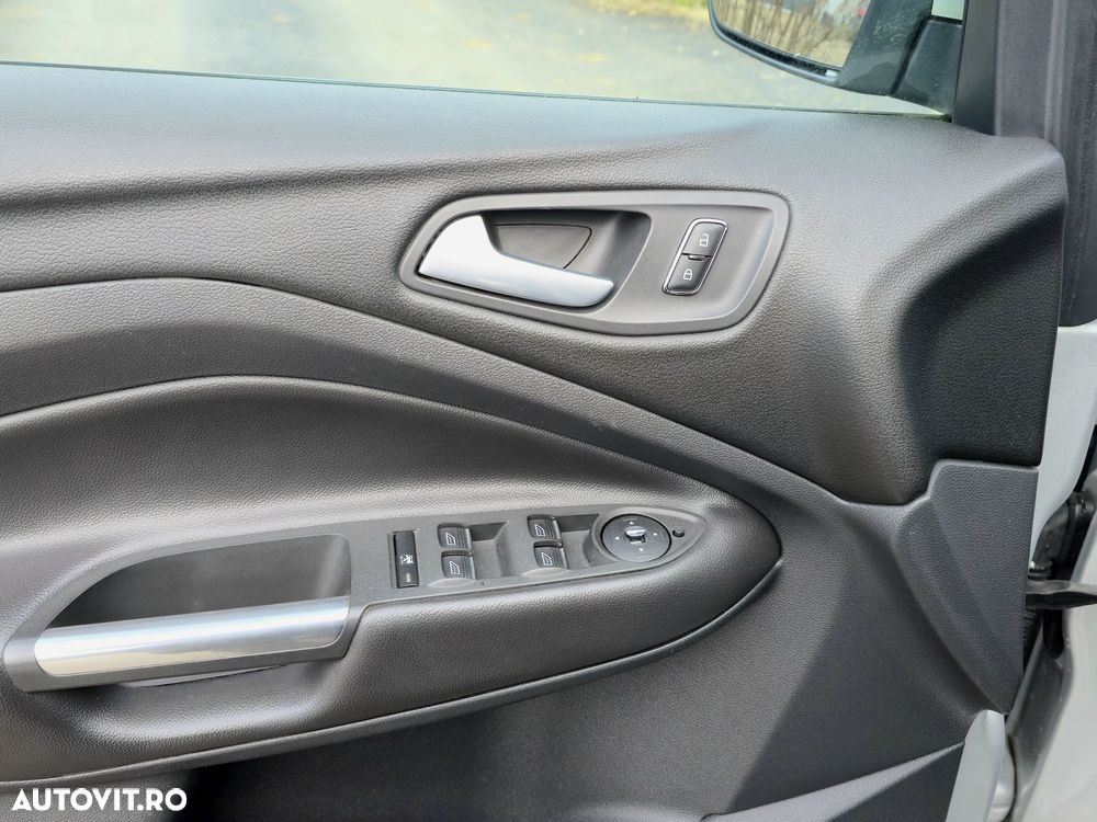 Ford Kuga 2.0 TDCi 2x4 SYNC - 14