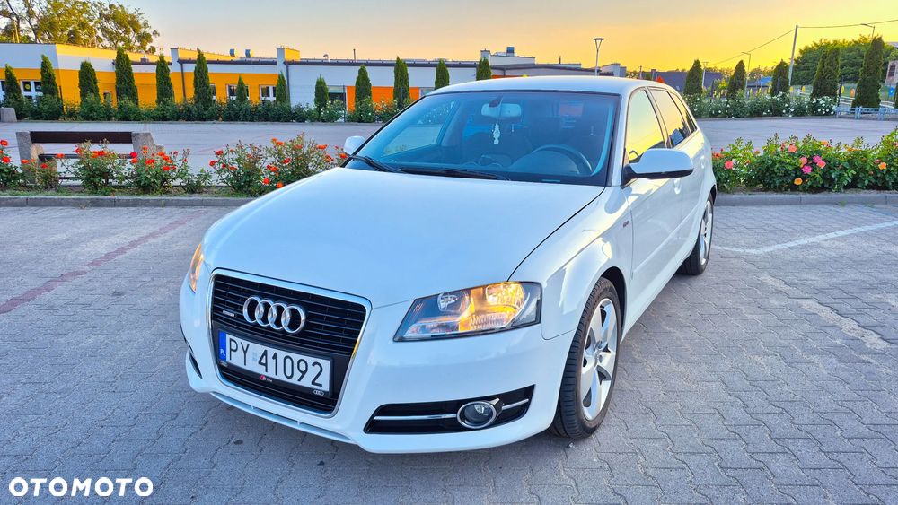Audi A3 Sportback 2.0 TDI DPF Quattro Attraction - 1