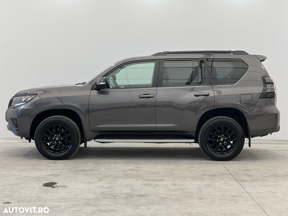 Toyota Land Cruiser - 36