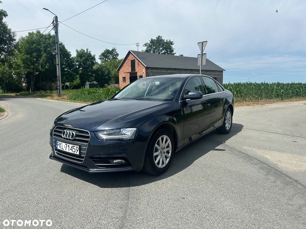 Audi A4 Limousine - 26