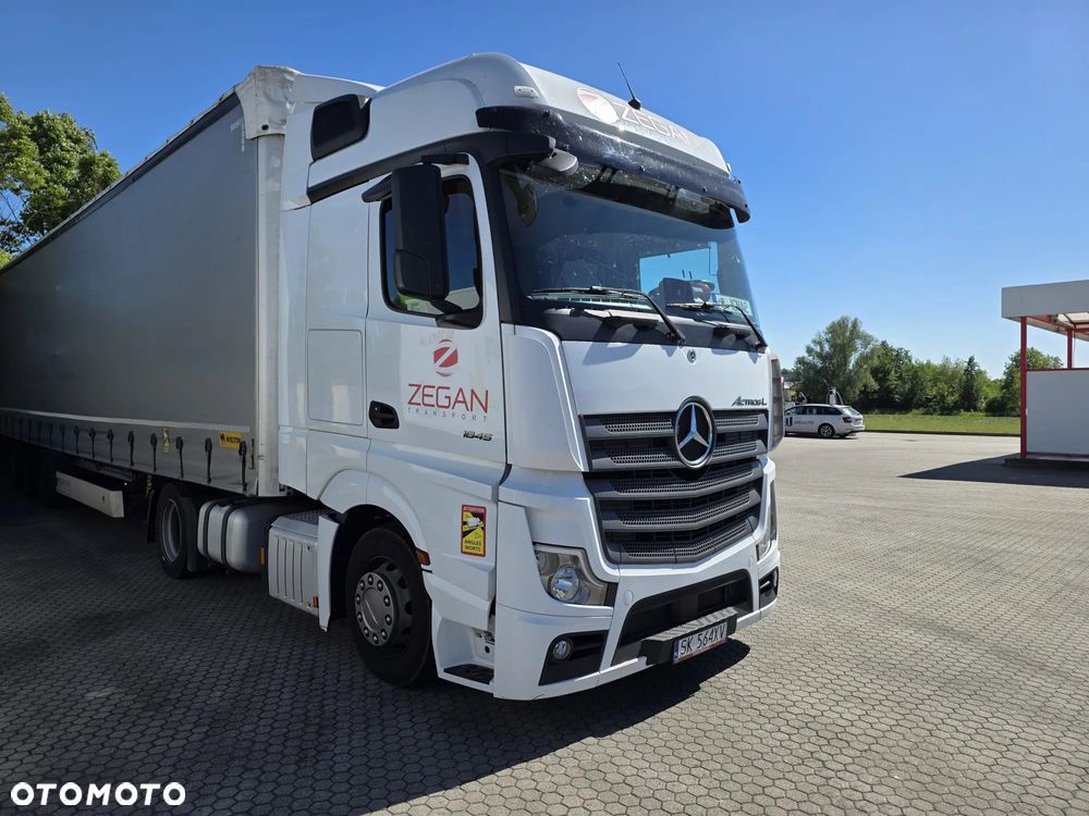 Mercedes-Benz 1845 Actros - 5