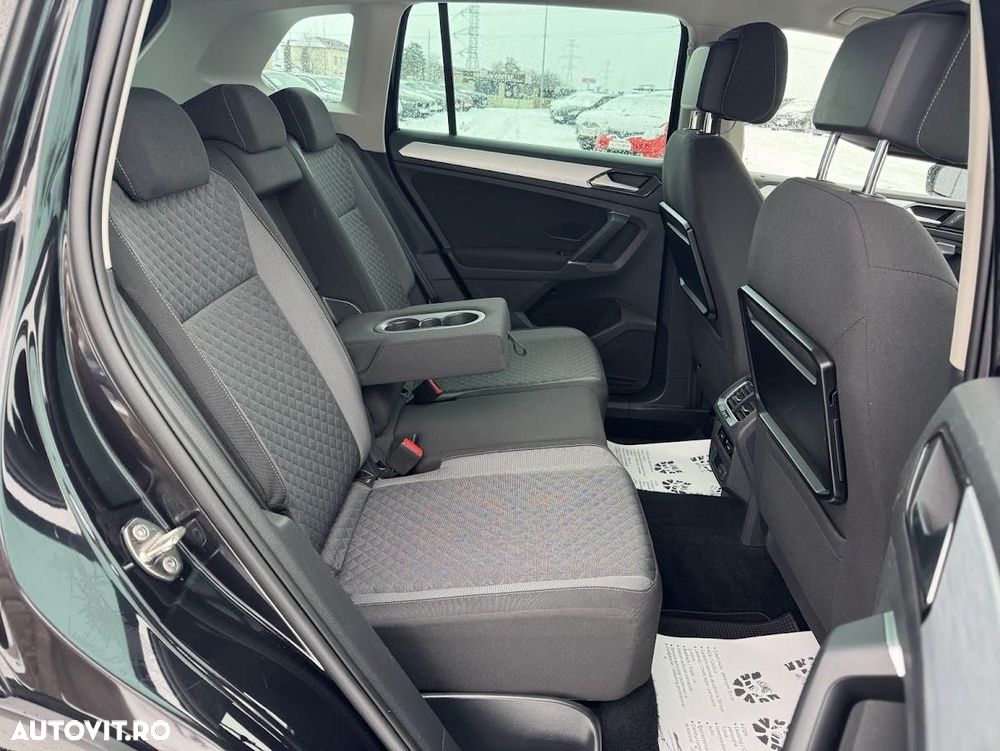 Volkswagen Tiguan - 9