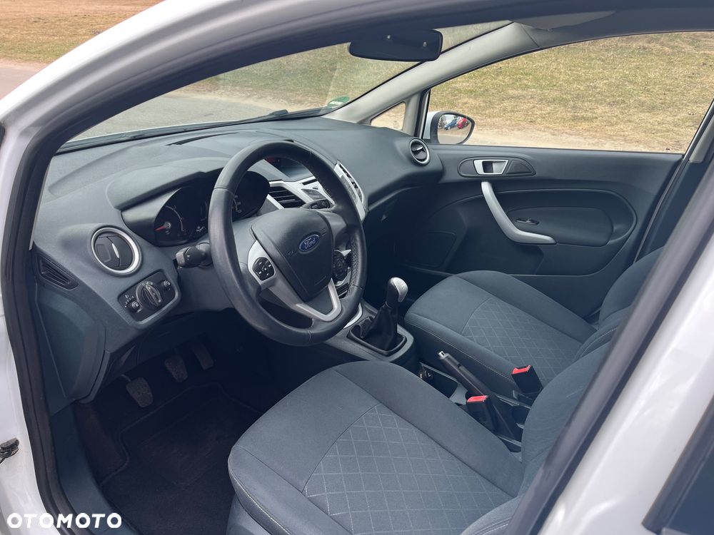 Ford Fiesta 1.25 Champions Edition - 17