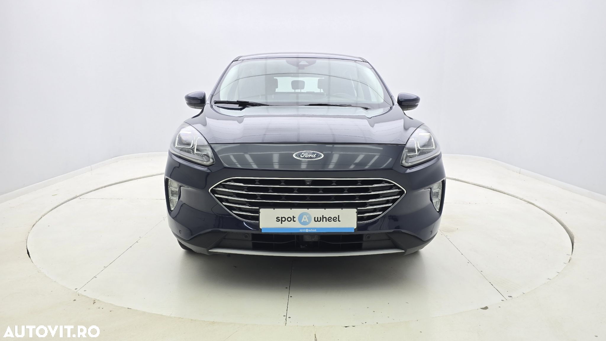 Ford Kuga - 2