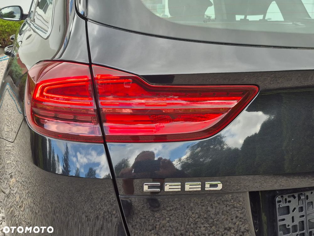Kia Ceed 1.4 T-GDI OPF Vision - 9