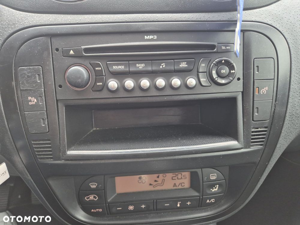 Citroën C2 1.4 VTR - 17