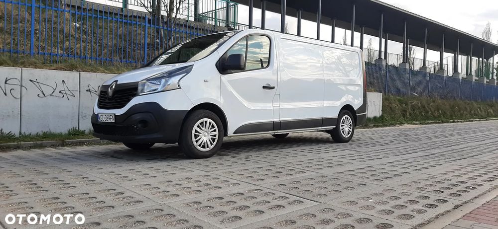 Renault Trafic - 1