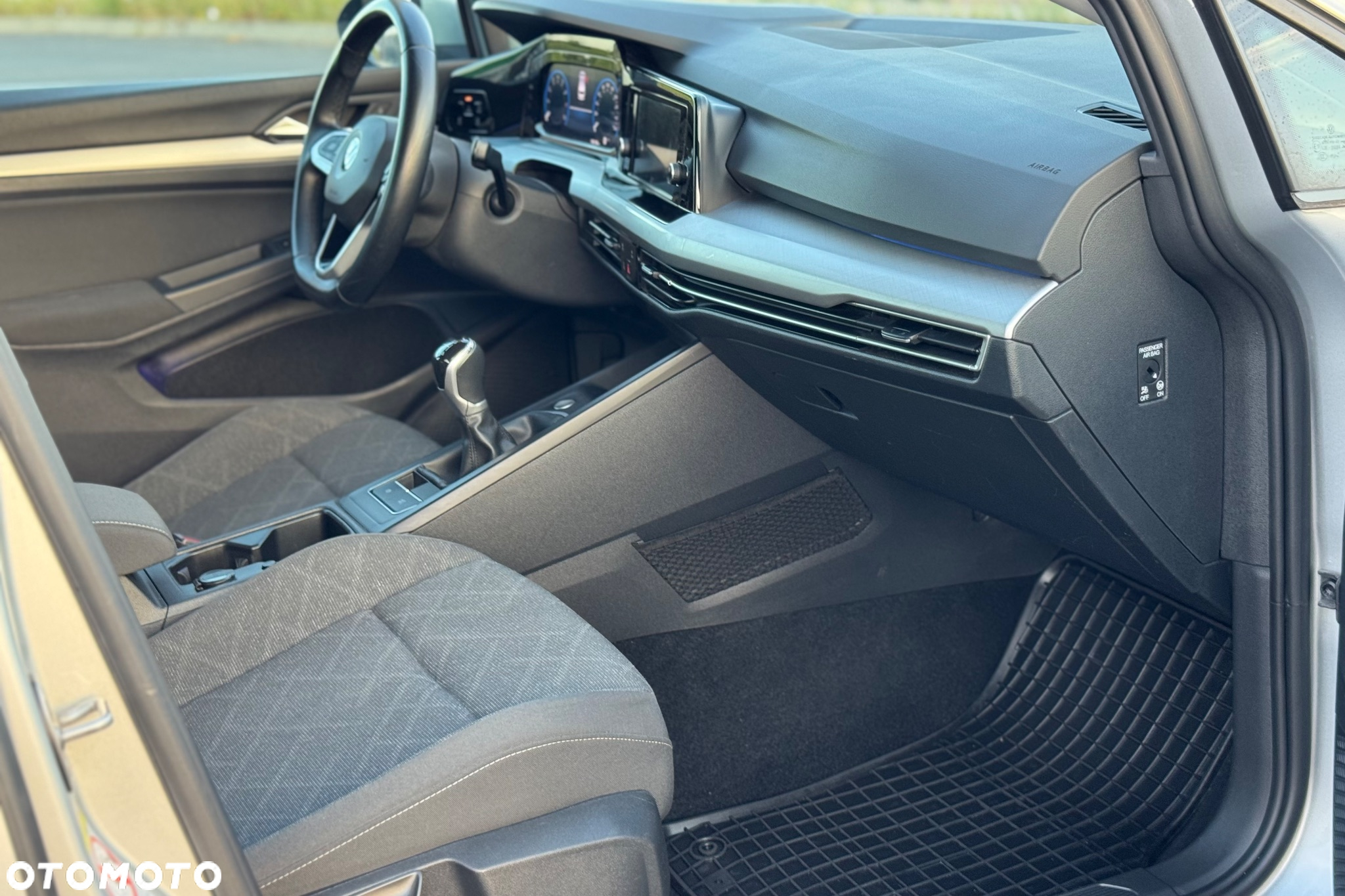 Volkswagen Golf VIII 1.5 TSI EVO Life - 29