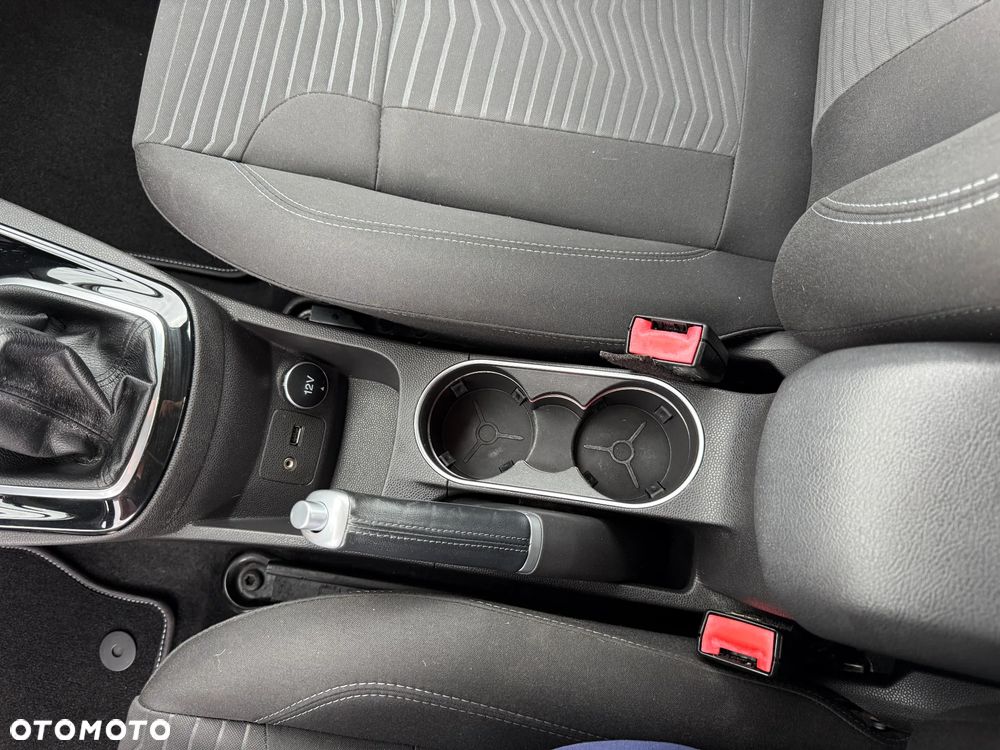 Ford Fiesta 1.0 EcoBoost STart-Stop Titanium - 26