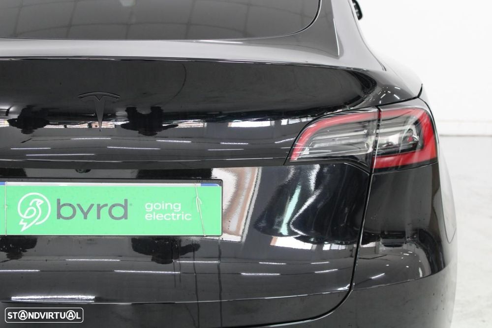 Tesla Model Y Standard - 8