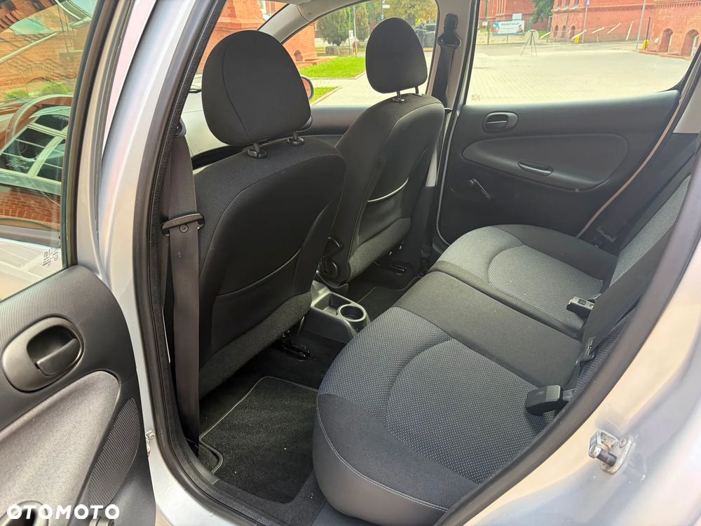 Peugeot 206 - 5