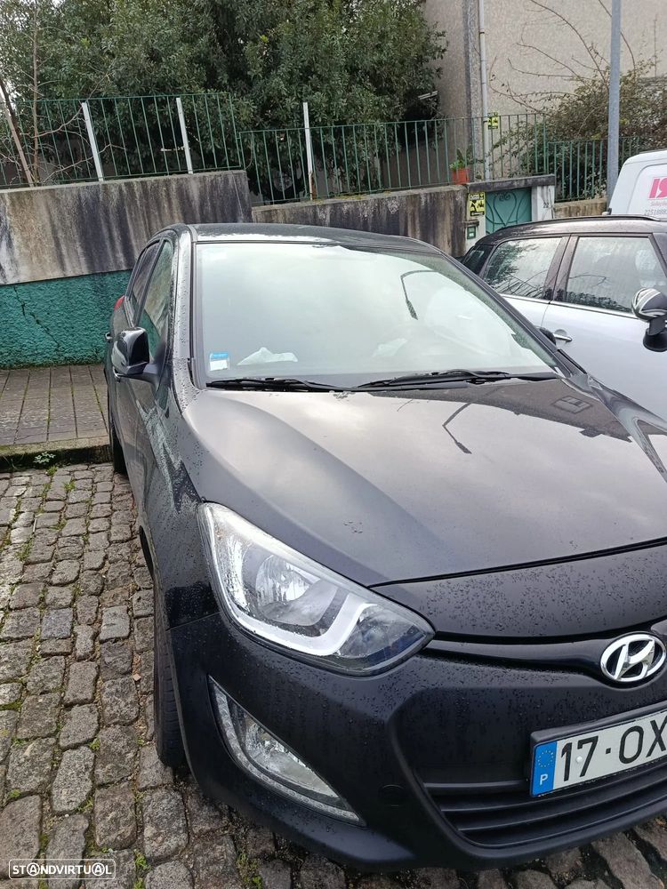 Hyundai i20 1.2 Fifa World Cup Edition - 4