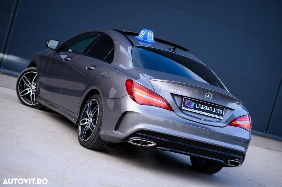 Mercedes-Benz CLA 250 - 4