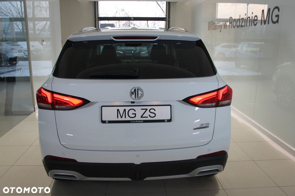 MG ZS - 17