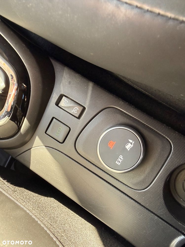 Renault Captur ENERGY TCe 120 EDC Crossborder - 22