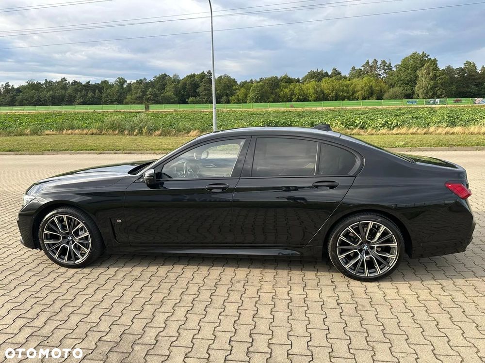 BMW Seria 7 740d xDrive mHEV sport - 8