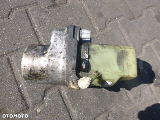 ELEKTRYCZNA POMPA WSPOMAGANIA FORD FOCUS MK2 - 12