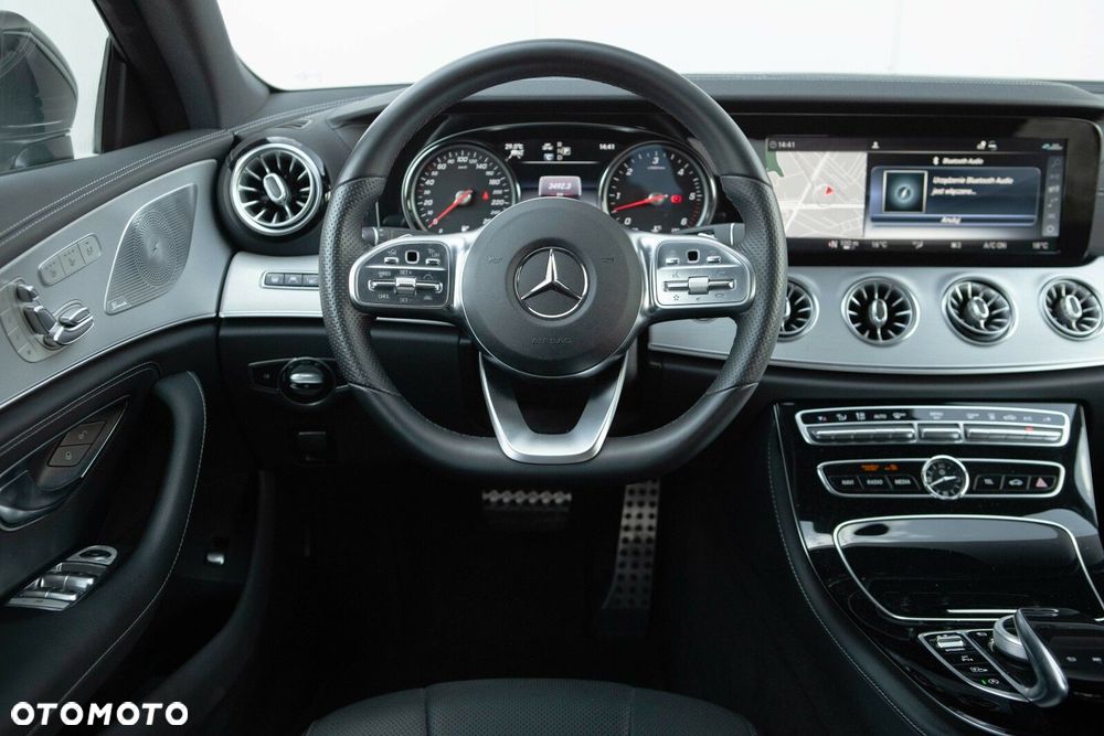 Mercedes-Benz CLS - 26