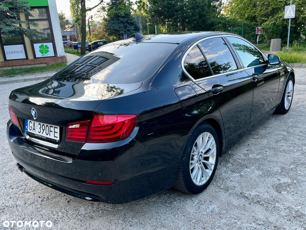 BMW Seria 5 520d - 7