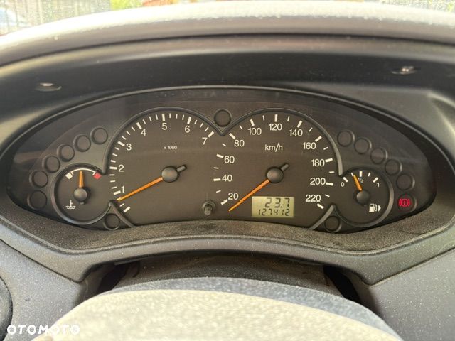 Ford Focus 1.6 FX Silver - 11