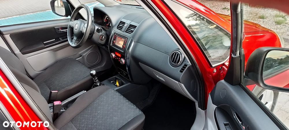 Suzuki SX4 2.0 DDiS 4x4 Style - 26