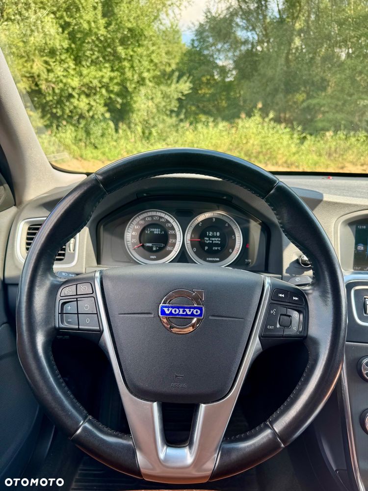 Volvo S60 - 16