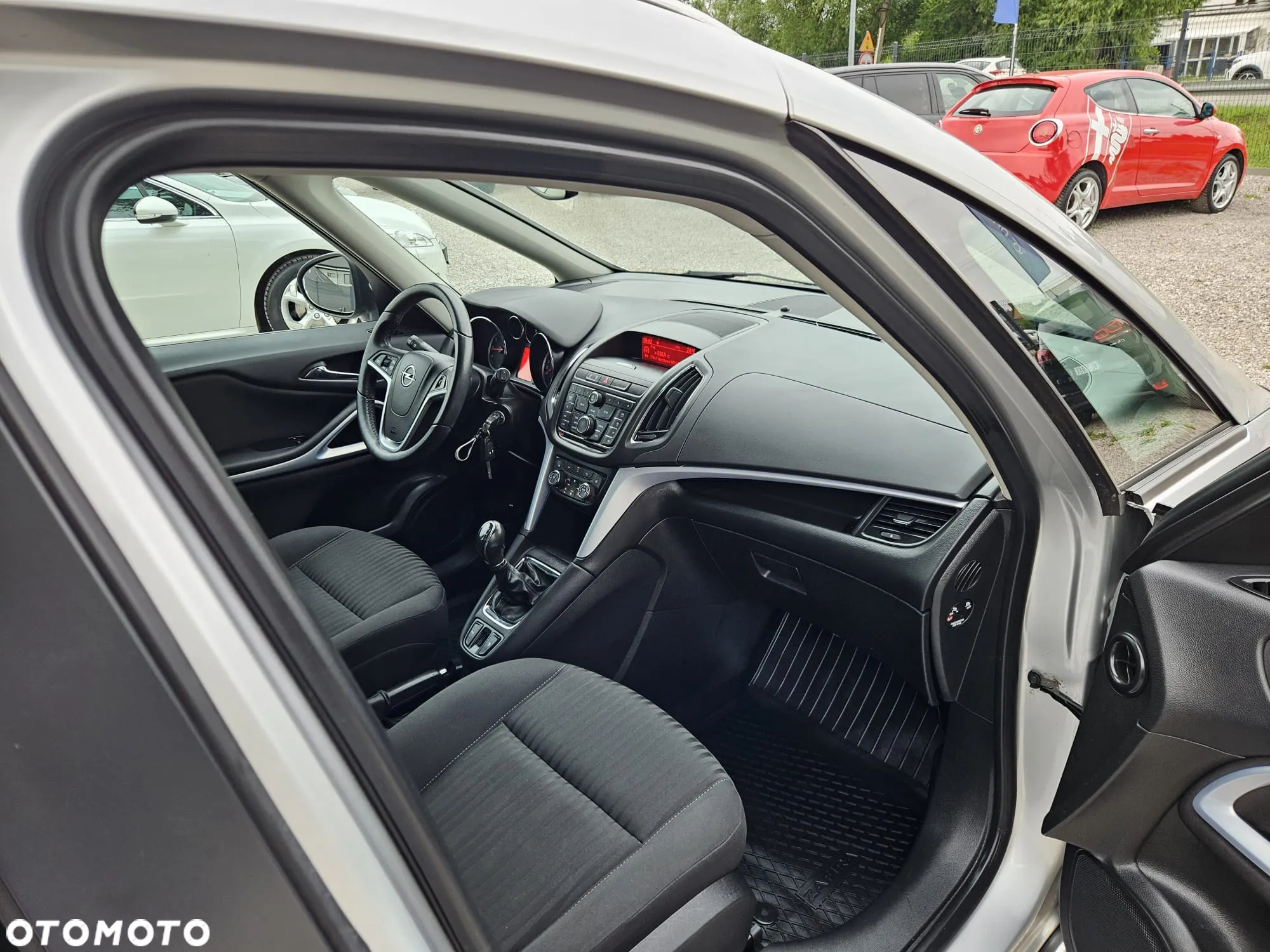 Opel Zafira Tourer 1.4 Turbo Selection - 25