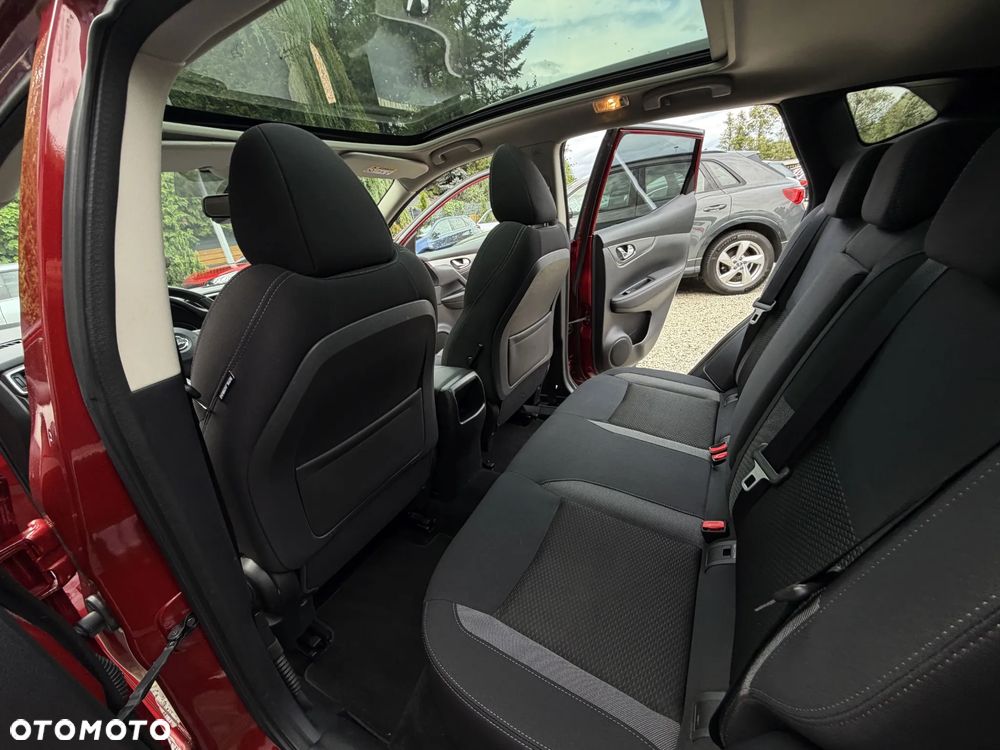 Nissan Qashqai 1.3 DIG-T DCT N-CONNECTA - 20