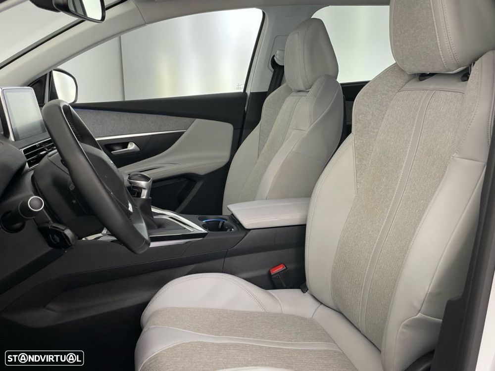 Peugeot 5008 1.2 PureTech Allure - 17