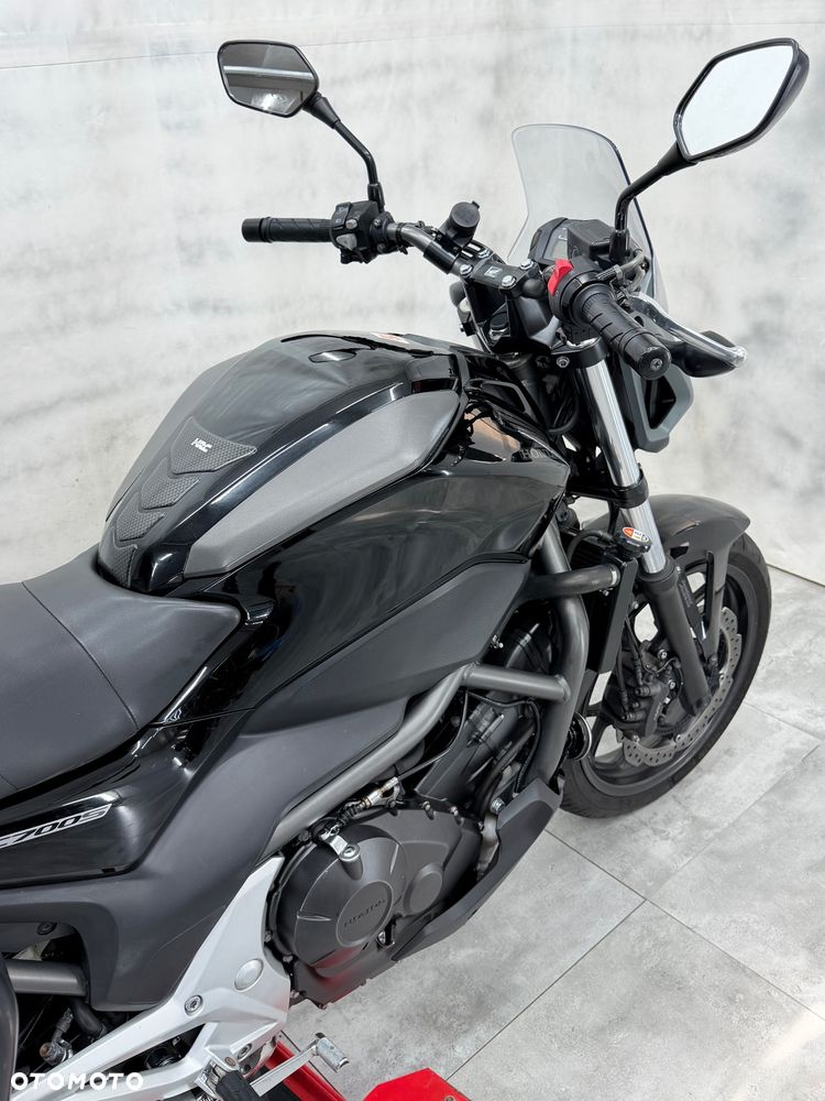 Honda NC - 12