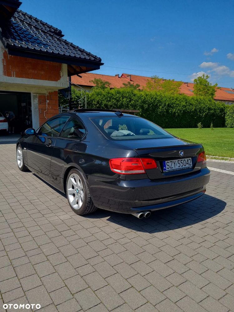 BMW Seria 3 330d - 4