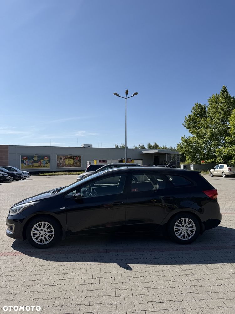 Kia Ceed - 1