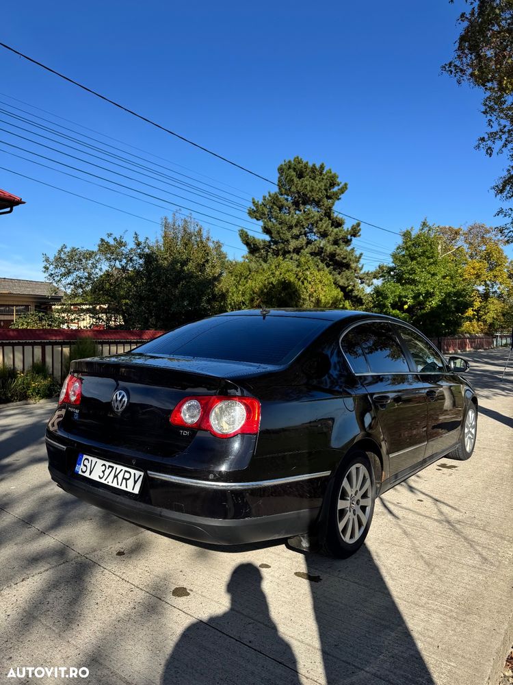 Volkswagen Passat 1.9TDI Highline - 2