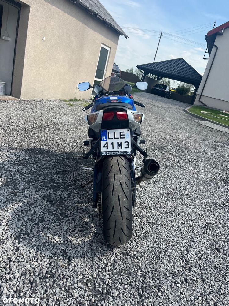Suzuki GSX-R - 3