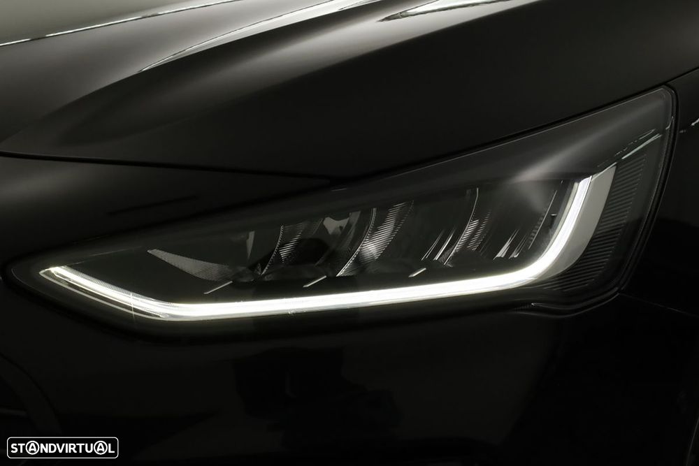 Ford Focus 1.0 EcoBoost MHEV ST-Line X - 6