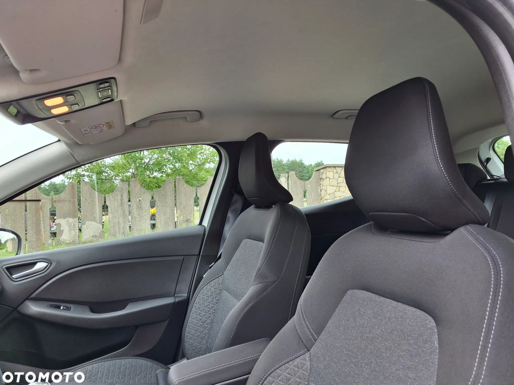 Renault Clio 1.0 TCe Zen - 35