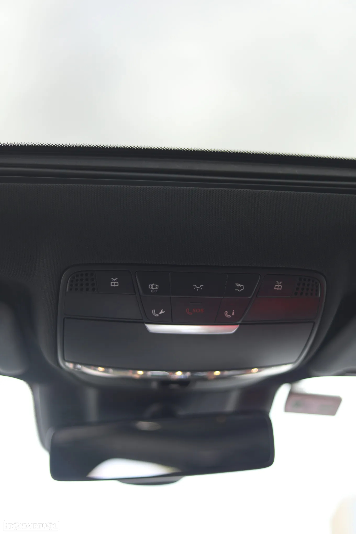 Mercedes-Benz E 220 d 9G-TRONIC AMG Line - 32
